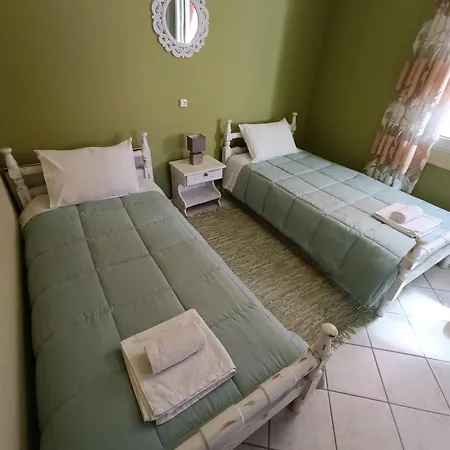 Penelope's Street Old House Apartamento Lefkáda